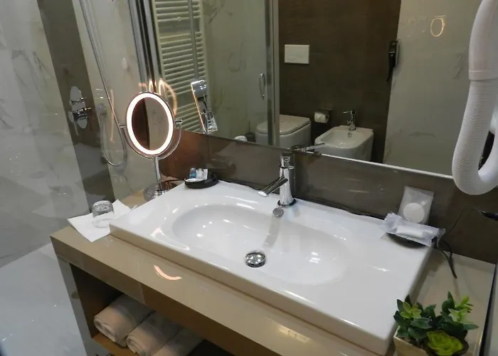 Boutique Kotoni 4* Тирана