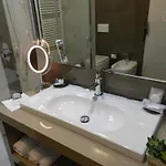Boutique Kotoni 4* Tiran