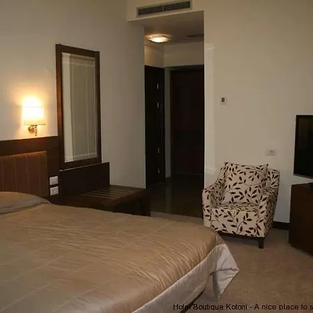 Szálloda Boutique Kotoni 4*