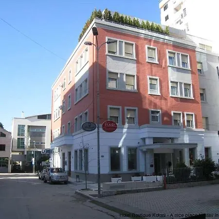 Boutique Kotoni ホテル 4*