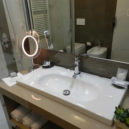 Boutique Kotoni 4* Tirana