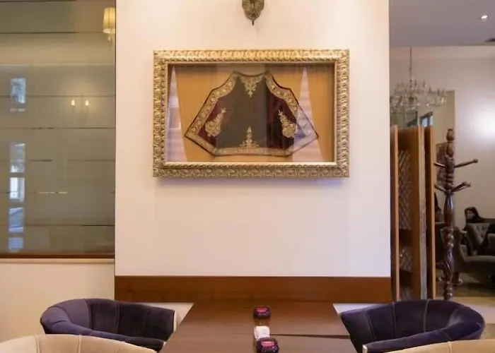 科托尼精品酒店 4* 地拉那