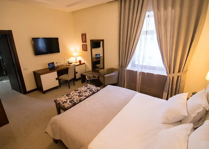 科托尼精品酒店 地拉那