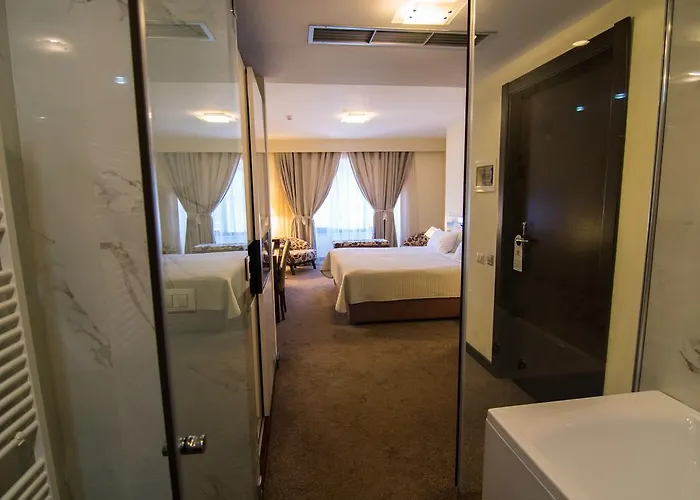 科托尼精品酒店 地拉那